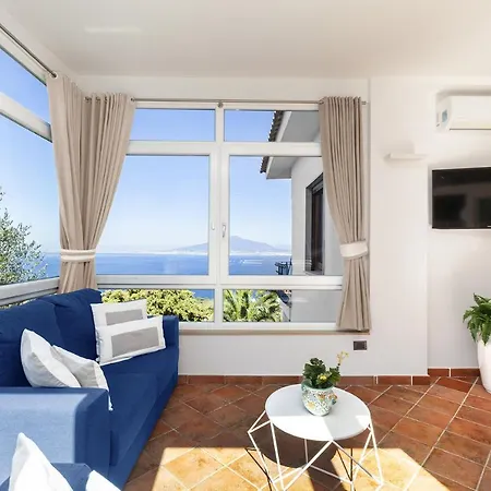 - Bianca Сорренто