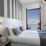 - Bianca Villa Sorrento