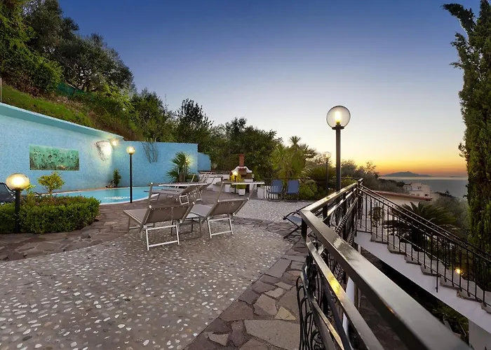 - Bianca Villa Sorrento